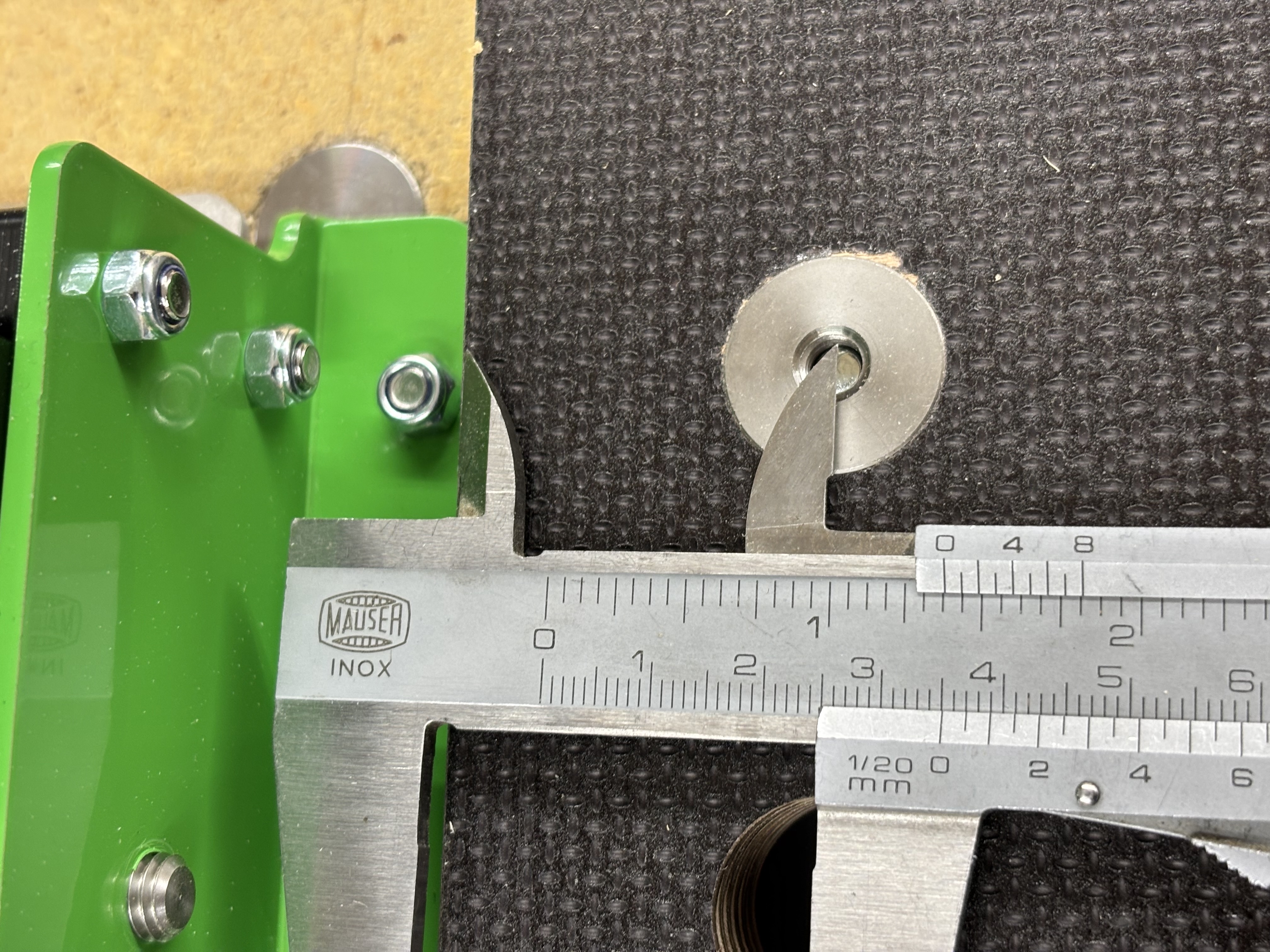 35mm Abstand der Hinge Löcher